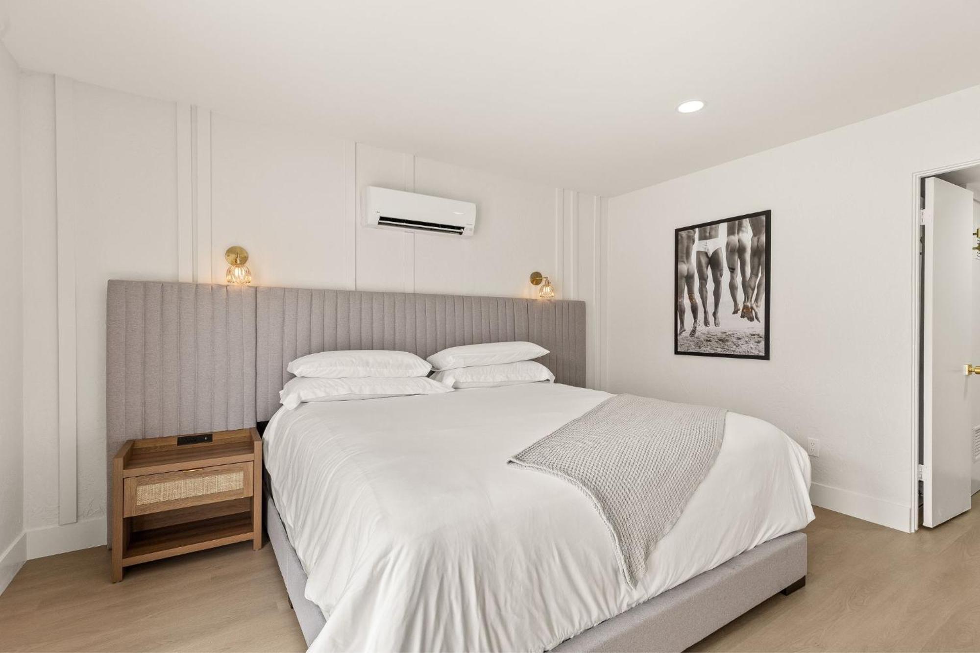 Casa Oliver Hotel & Resort - A Men'S Clothing Optional Resort In 팜 스프링스 외부 사진