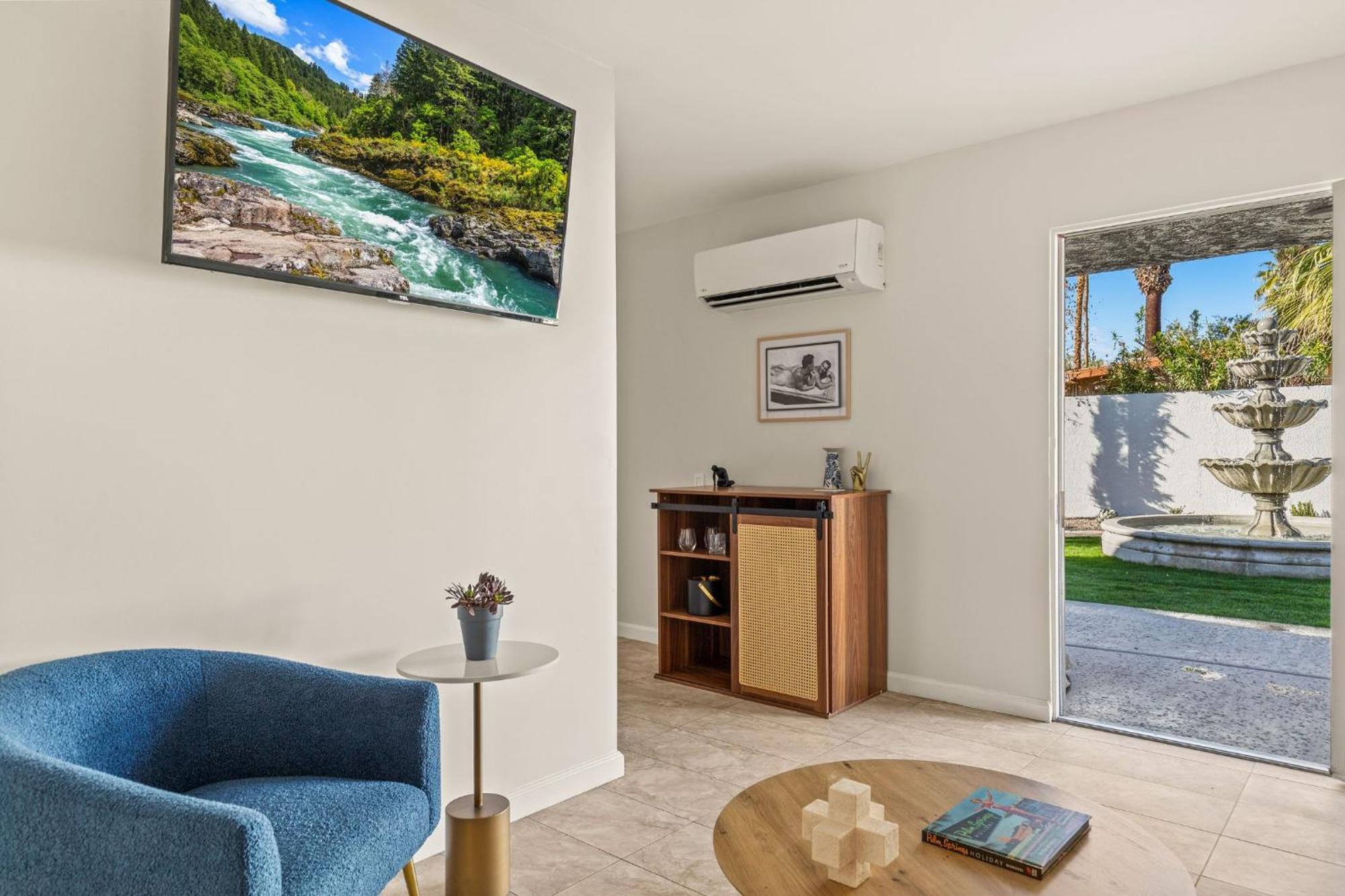 Casa Oliver Hotel & Resort - A Men'S Clothing Optional Resort In 팜 스프링스 외부 사진