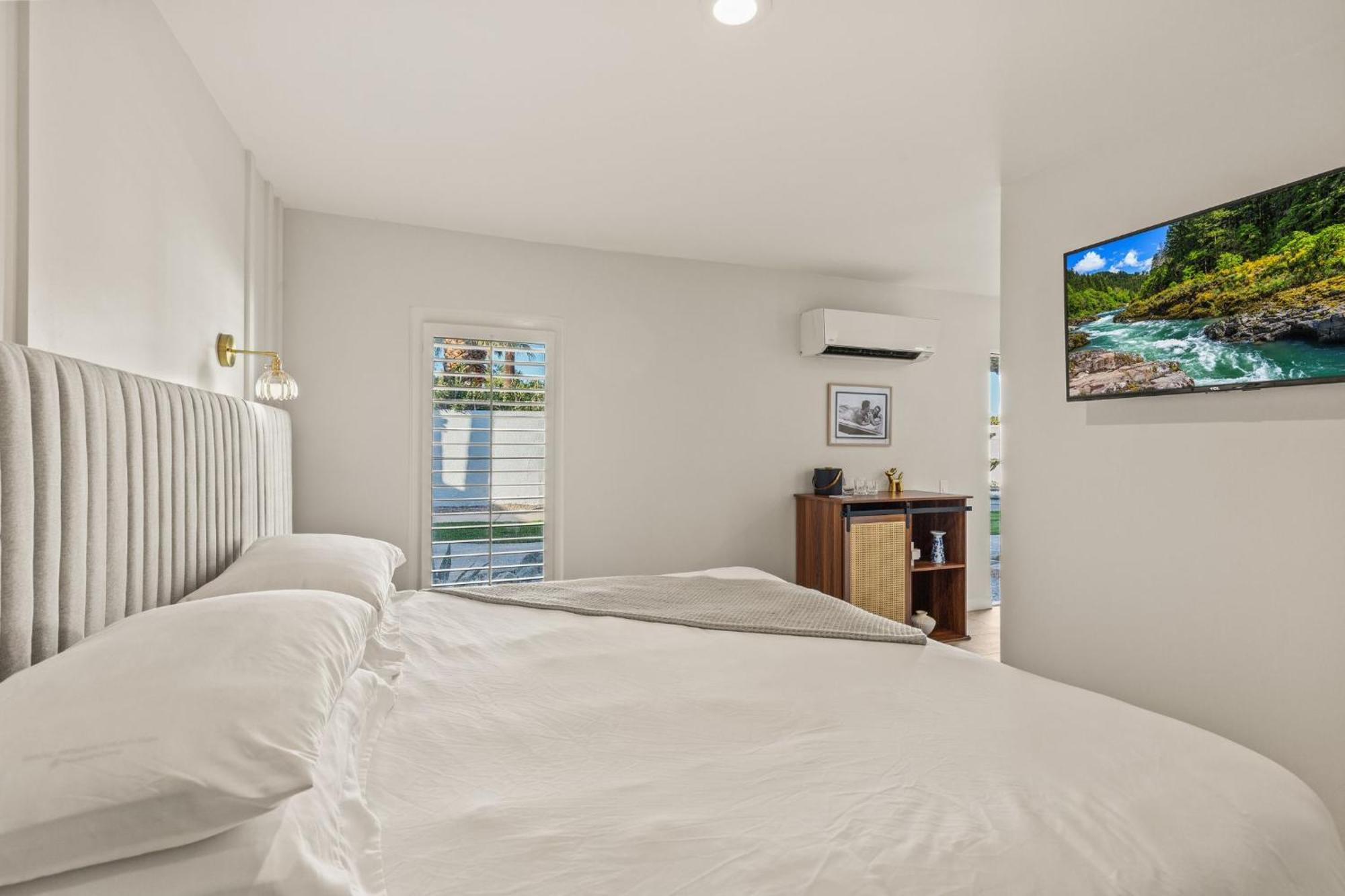 Casa Oliver Hotel & Resort - A Men'S Clothing Optional Resort In 팜 스프링스 외부 사진