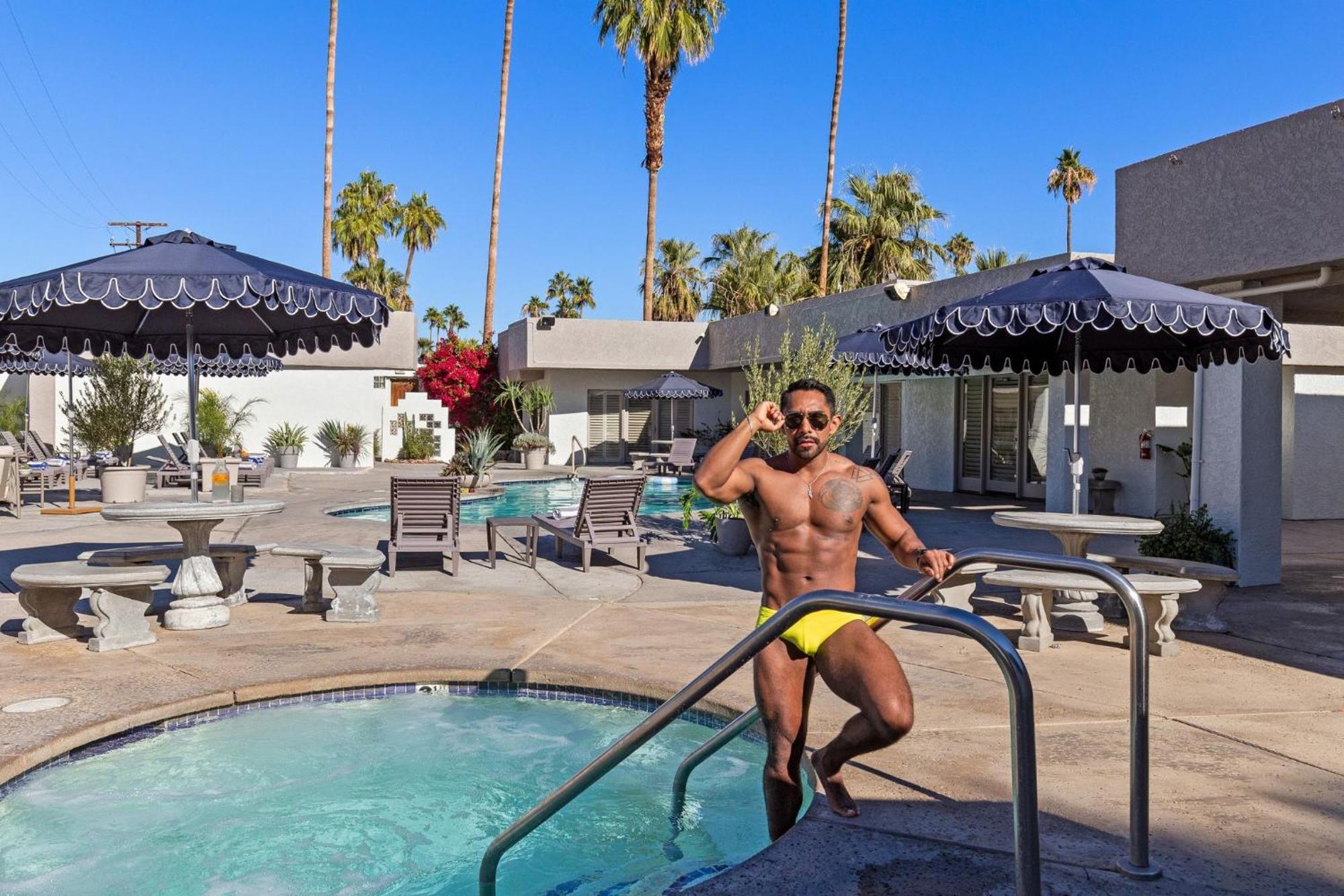 Casa Oliver Hotel & Resort - A Men'S Clothing Optional Resort In 팜 스프링스 외부 사진